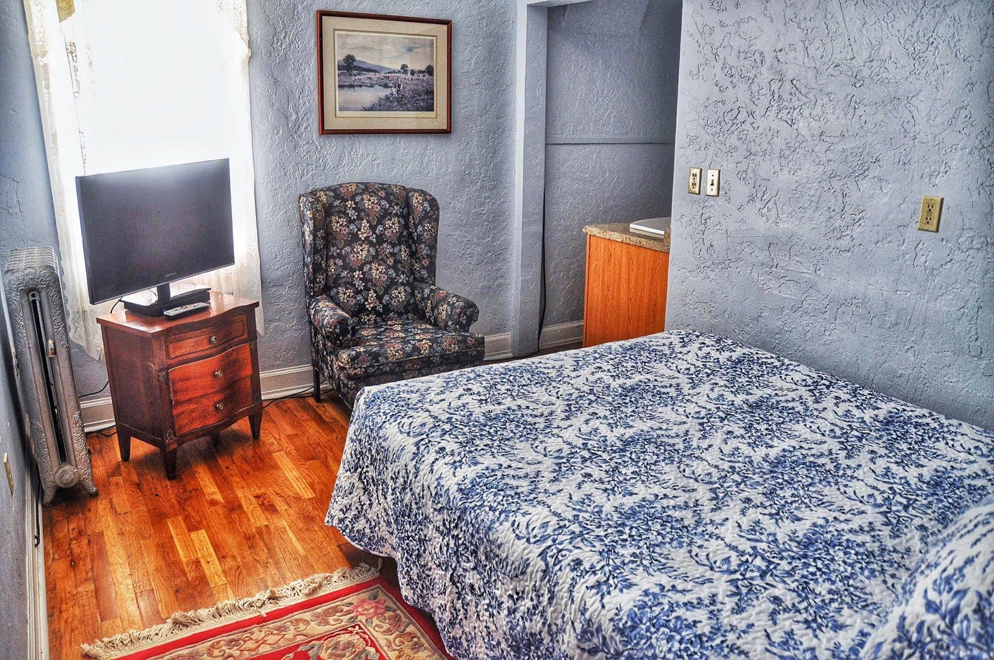 La Plaza Historic Hotel & Restaurant ウォルセンバーグ エクステリア 写真